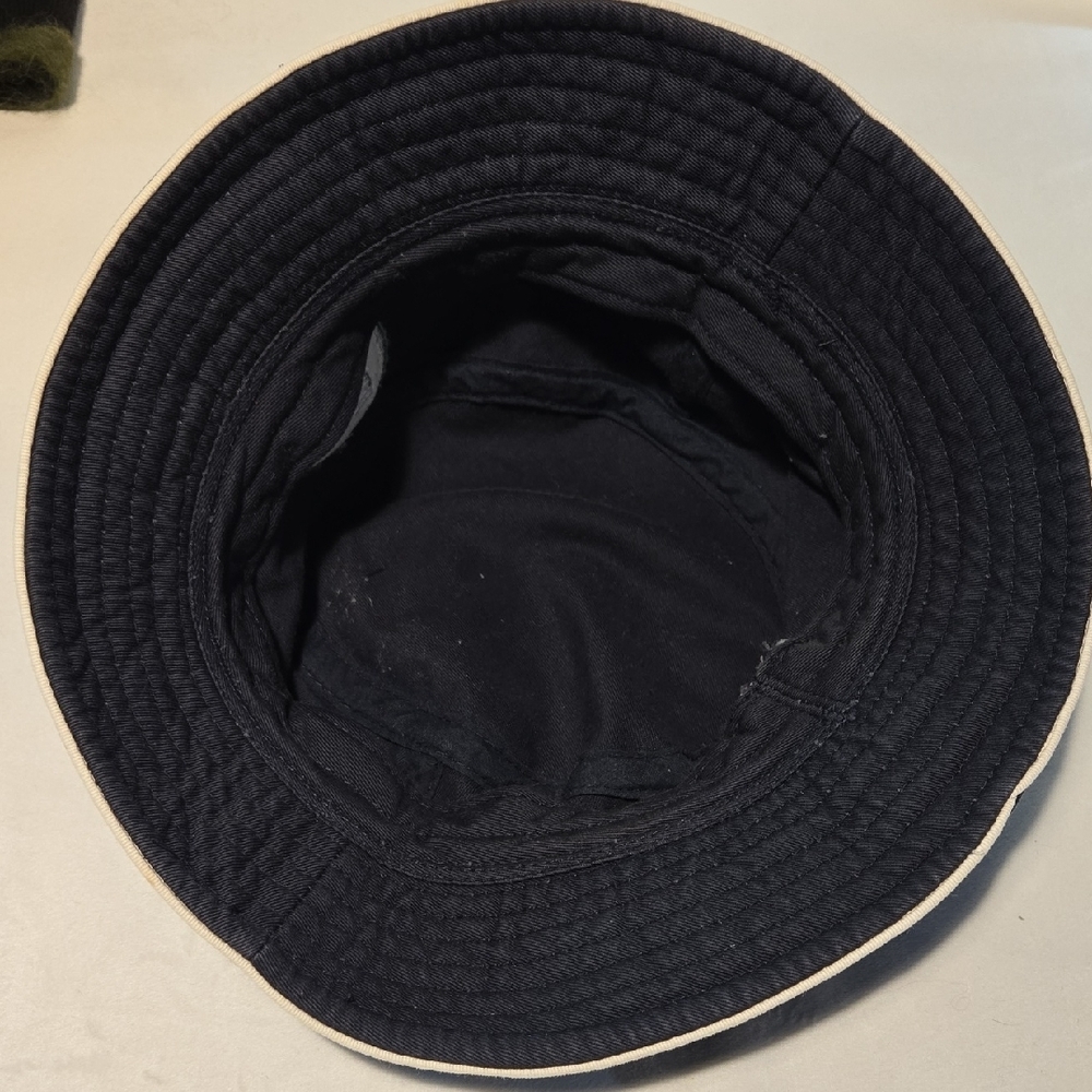 Heineken Bucket Hat with Embroidered Design - Picture 3 of 5